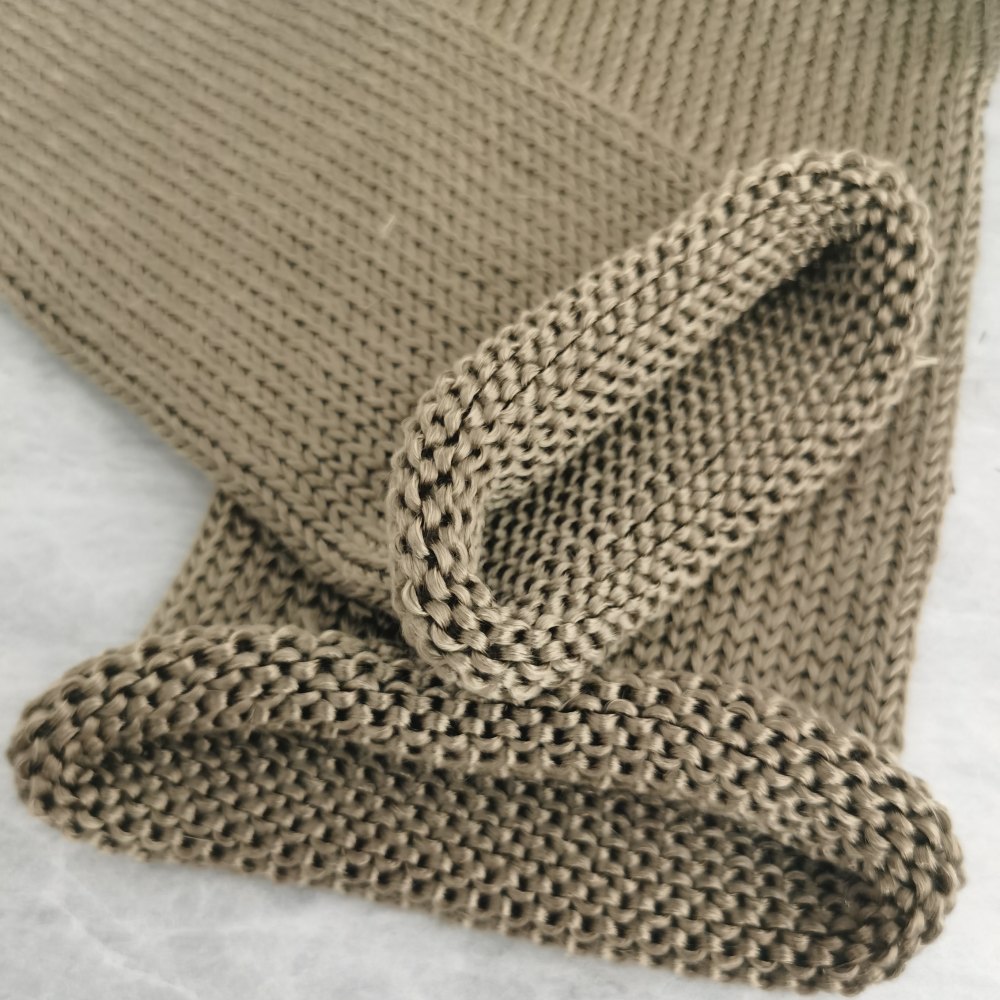 Basalt Sleeve