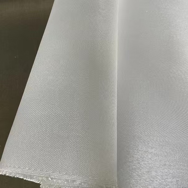 Tecido de sílica trançada: a solução definitiva de isolamento de alta temperatura para aplicações industriais